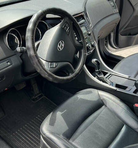 Хендай Соната, об'ємом двигуна 2 л та пробігом 168 тис. км за 8500 $, фото 15 на Automoto.ua