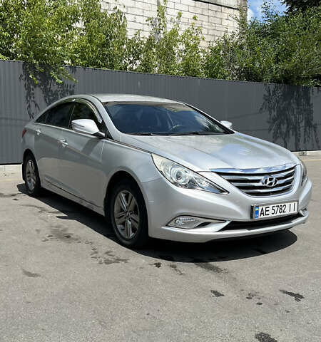 Хендай Соната, об'ємом двигуна 2 л та пробігом 168 тис. км за 8500 $, фото 4 на Automoto.ua