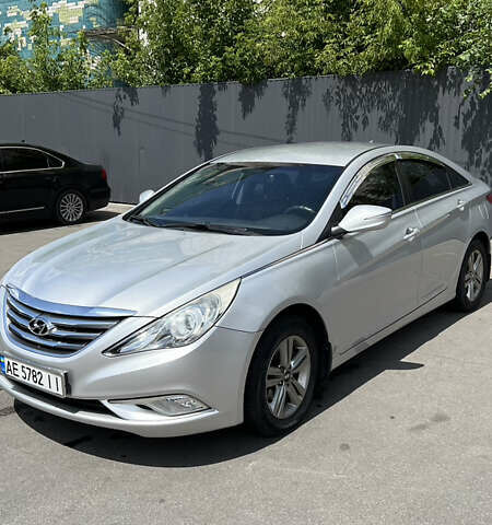 Хендай Соната, об'ємом двигуна 2 л та пробігом 168 тис. км за 8500 $, фото 2 на Automoto.ua