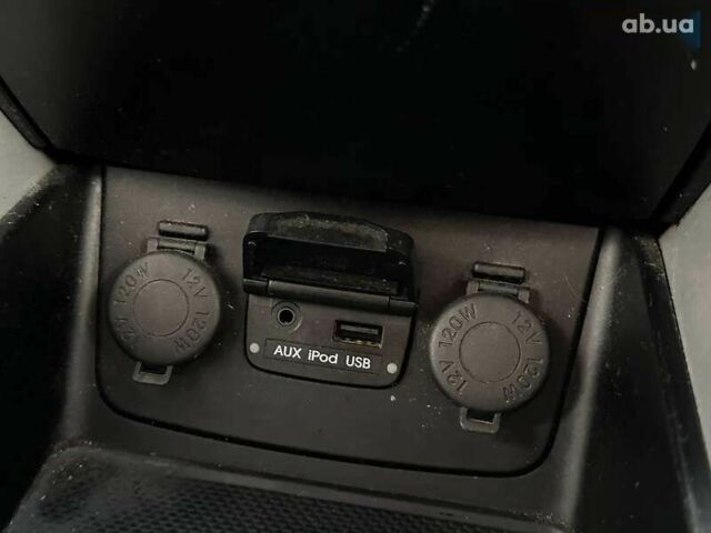 Хендай Соната, об'ємом двигуна 0 л та пробігом 140 тис. км за 10990 $, фото 19 на Automoto.ua