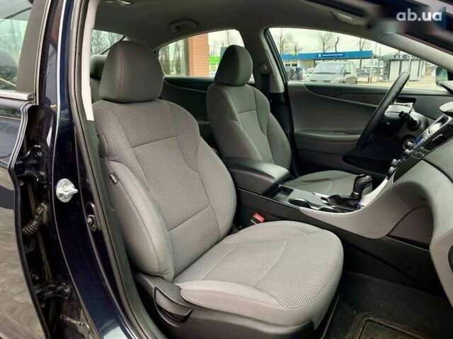 Хендай Соната, объемом двигателя 2.4 л и пробегом 129 тыс. км за 8990 $, фото 20 на Automoto.ua