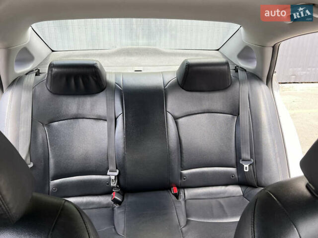 Хендай Соната, об'ємом двигуна 2 л та пробігом 168 тис. км за 8500 $, фото 17 на Automoto.ua