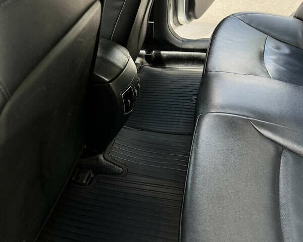 Хендай Соната, об'ємом двигуна 2 л та пробігом 168 тис. км за 8500 $, фото 12 на Automoto.ua