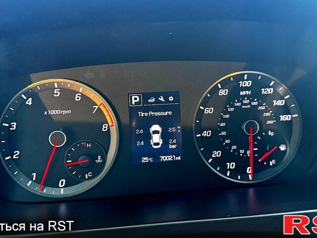 Хендай Соната, объемом двигателя 2 л и пробегом 110 тыс. км за 12900 $, фото 3 на Automoto.ua