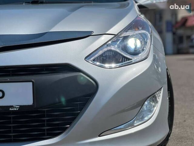 Хендай Соната, об'ємом двигуна 0 л та пробігом 160 тис. км за 9999 $, фото 5 на Automoto.ua