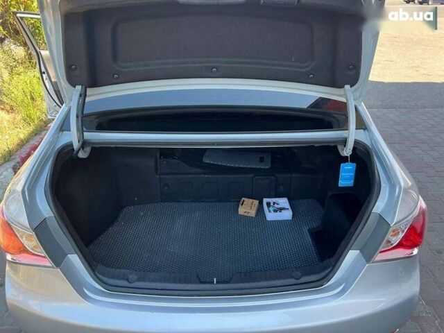 Хендай Соната, об'ємом двигуна 0 л та пробігом 160 тис. км за 9999 $, фото 20 на Automoto.ua