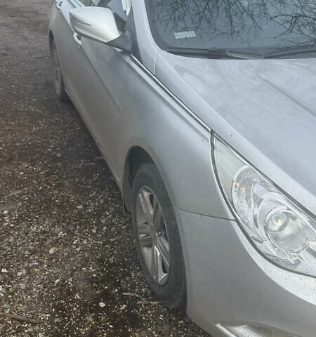 Хендай Соната, объемом двигателя 2 л и пробегом 350 тыс. км за 7500 $, фото 2 на Automoto.ua