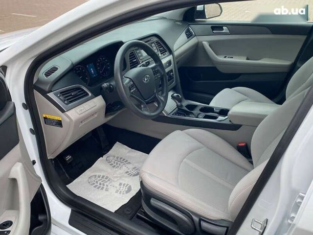 Хендай Соната, об'ємом двигуна 2.4 л та пробігом 211 тис. км за 10300 $, фото 8 на Automoto.ua