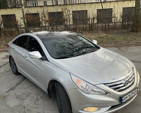 Хендай Соната, об'ємом двигуна 2 л та пробігом 285 тис. км за 7600 $, фото 5 на Automoto.ua