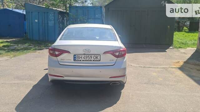 Хендай Соната, об'ємом двигуна 2 л та пробігом 186 тис. км за 10300 $, фото 4 на Automoto.ua