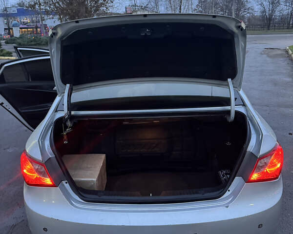 Хендай Соната, объемом двигателя 2 л и пробегом 321 тыс. км за 6999 $, фото 8 на Automoto.ua