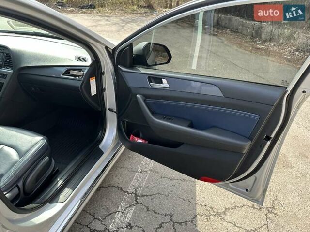 Хендай Соната, объемом двигателя 2 л и пробегом 443 тыс. км за 10950 $, фото 12 на Automoto.ua