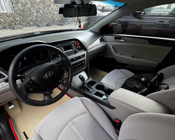 Хендай Соната, объемом двигателя 2.4 л и пробегом 190 тыс. км за 10300 $, фото 3 на Automoto.ua