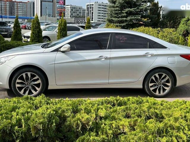 Хендай Соната 2015 в Львове на Automoto.ua Хендай Соната, объемом двигателя 2 л и пробегом 117 тыс. км за 9700 $, фото 3 на Automoto.ua