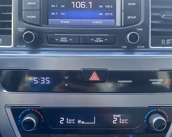 Хендай Соната, объемом двигателя 2 л и пробегом 138 тыс. км за 13400 $, фото 12 на Automoto.ua