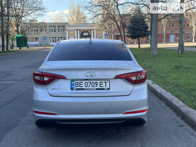 Хендай Соната, об'ємом двигуна 2 л та пробігом 189 тис. км за 11300 $, фото 16 на Automoto.ua