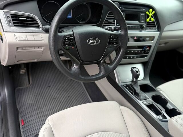 Хендай Соната, об'ємом двигуна 2.4 л та пробігом 157 тис. км за 9500 $, фото 7 на Automoto.ua