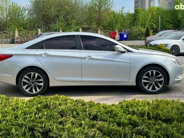 Хендай Соната 2015 в Львове на Automoto.ua Хендай Соната, объемом двигателя 2 л и пробегом 117 тыс. км за 9700 $, фото 7 на Automoto.ua