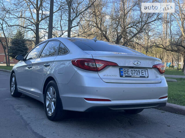 Хендай Соната, об'ємом двигуна 2 л та пробігом 189 тис. км за 11300 $, фото 10 на Automoto.ua