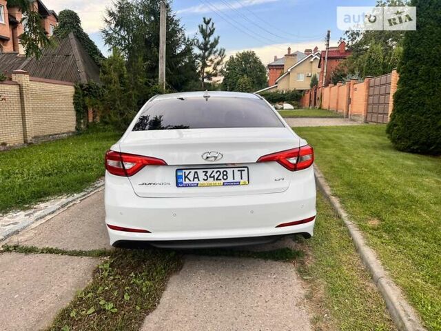 Хендай Соната, об'ємом двигуна 2 л та пробігом 226 тис. км за 8999 $, фото 6 на Automoto.ua