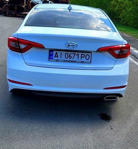 Хендай Соната, об'ємом двигуна 2.4 л та пробігом 45 тис. км за 12000 $, фото 3 на Automoto.ua