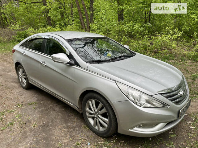 Хендай Соната, об'ємом двигуна 2 л та пробігом 251 тис. км за 8200 $, фото 7 на Automoto.ua