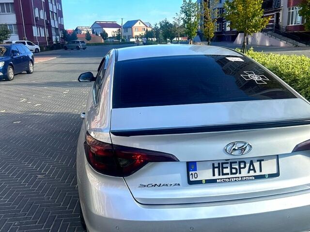Хендай Соната, об'ємом двигуна 2 л та пробігом 221 тис. км за 12200 $, фото 1 на Automoto.ua