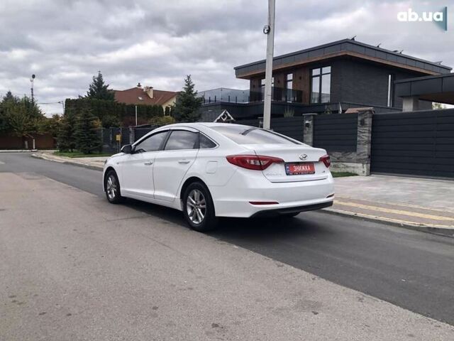Хендай Соната, об'ємом двигуна 2 л та пробігом 225 тис. км за 9990 $, фото 3 на Automoto.ua