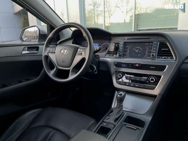 Хендай Соната, об'ємом двигуна 2 л та пробігом 383 тис. км за 7900 $, фото 12 на Automoto.ua