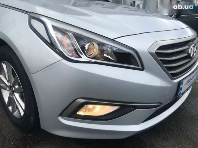Хендай Соната 2016 у Києві на Automoto.ua Хендай Соната, об'ємом двигуна 2 л та пробігом 310 тис. км за 9990 $, фото 4 на Automoto.ua