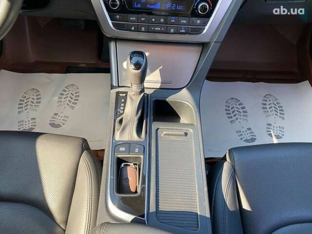 Хендай Соната, об'ємом двигуна 1.7 л та пробігом 66 тис. км за 14900 $, фото 17 на Automoto.ua