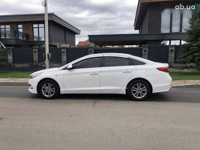 Хендай Соната, об'ємом двигуна 2 л та пробігом 225 тис. км за 9990 $, фото 6 на Automoto.ua