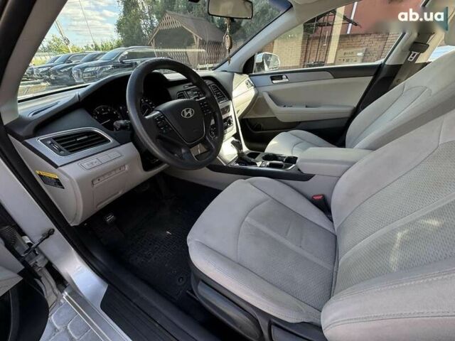 Хендай Соната, об'ємом двигуна 2.4 л та пробігом 196 тис. км за 8700 $, фото 16 на Automoto.ua