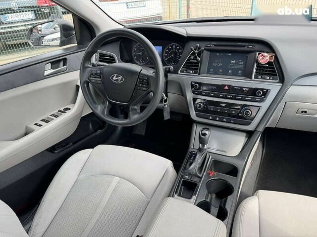 Хендай Соната, об'ємом двигуна 2.4 л та пробігом 131 тис. км за 8990 $, фото 26 на Automoto.ua