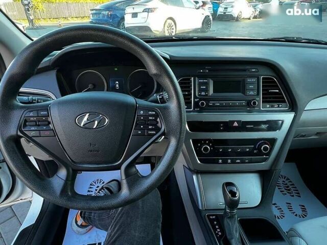 Хендай Соната, объемом двигателя 2.4 л и пробегом 194 тыс. км за 8700 $, фото 13 на Automoto.ua