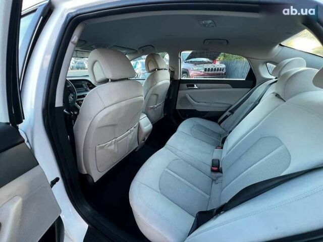 Хендай Соната, объемом двигателя 2.4 л и пробегом 194 тыс. км за 8700 $, фото 9 на Automoto.ua