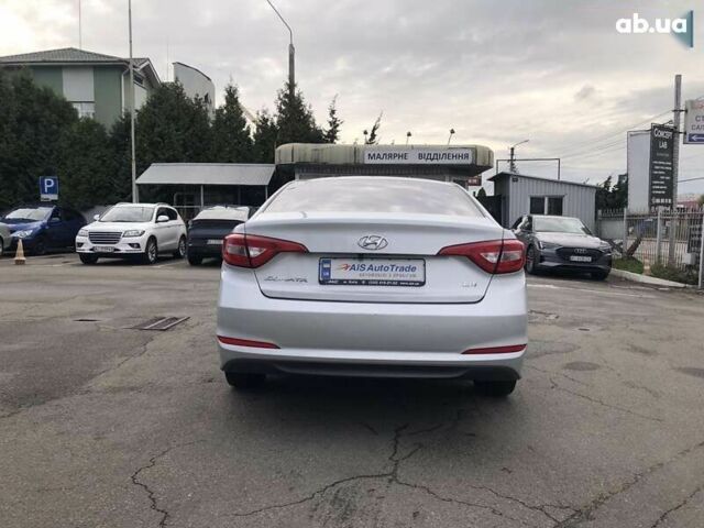 Хендай Соната, об'ємом двигуна 2 л та пробігом 361 тис. км за 9490 $, фото 6 на Automoto.ua