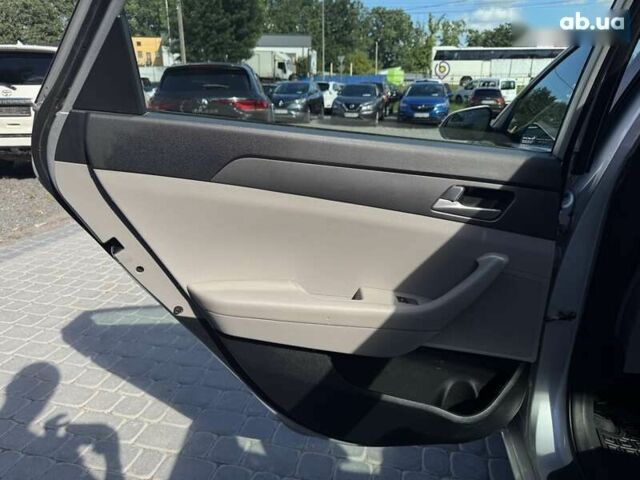 Хендай Соната, об'ємом двигуна 2.4 л та пробігом 196 тис. км за 8700 $, фото 18 на Automoto.ua