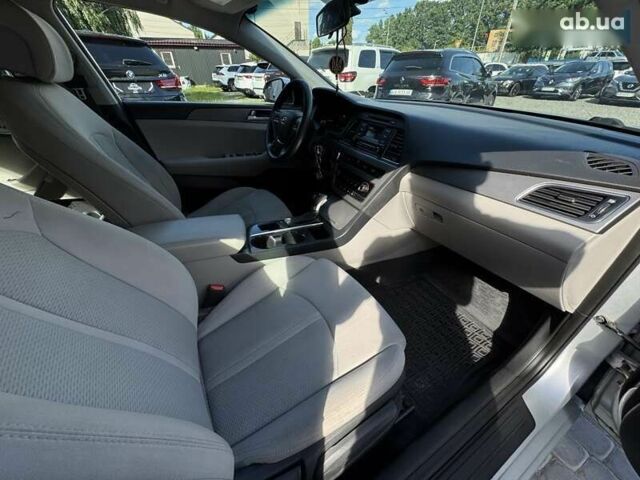 Хендай Соната, об'ємом двигуна 2.4 л та пробігом 196 тис. км за 8700 $, фото 24 на Automoto.ua