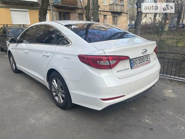 Хендай Соната, об'ємом двигуна 2 л та пробігом 231 тис. км за 11500 $, фото 5 на Automoto.ua