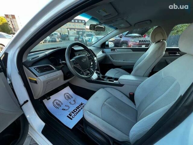 Хендай Соната, объемом двигателя 2.4 л и пробегом 194 тыс. км за 8700 $, фото 11 на Automoto.ua