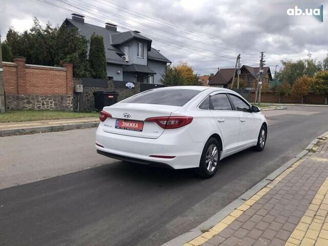 Хендай Соната, об'ємом двигуна 2 л та пробігом 225 тис. км за 9990 $, фото 5 на Automoto.ua