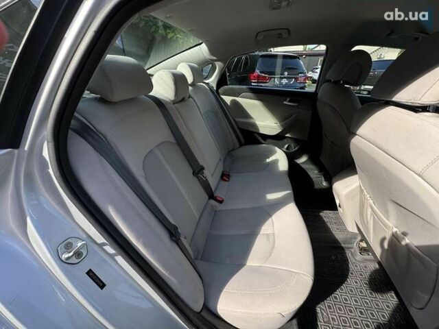 Хендай Соната, об'ємом двигуна 2.4 л та пробігом 196 тис. км за 8700 $, фото 22 на Automoto.ua