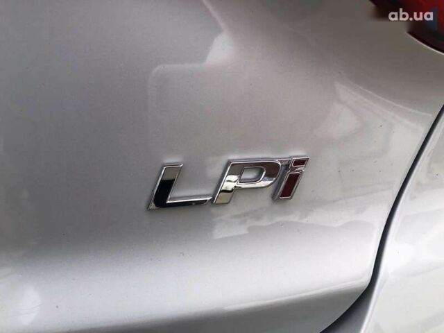Хендай Соната, об'ємом двигуна 2 л та пробігом 361 тис. км за 9490 $, фото 26 на Automoto.ua