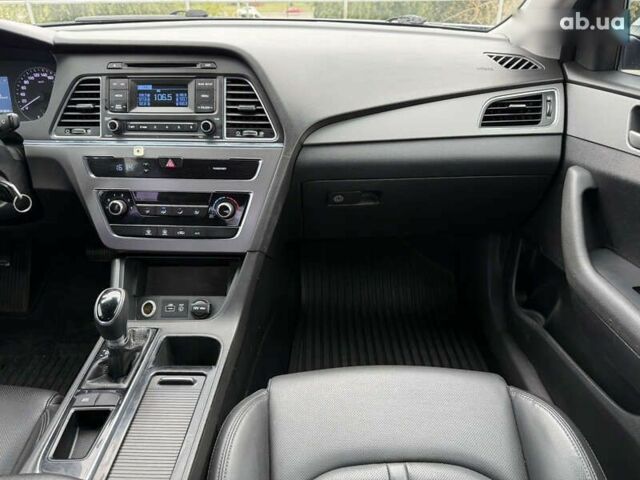 Хендай Соната, об'ємом двигуна 2 л та пробігом 359 тис. км за 8900 $, фото 20 на Automoto.ua