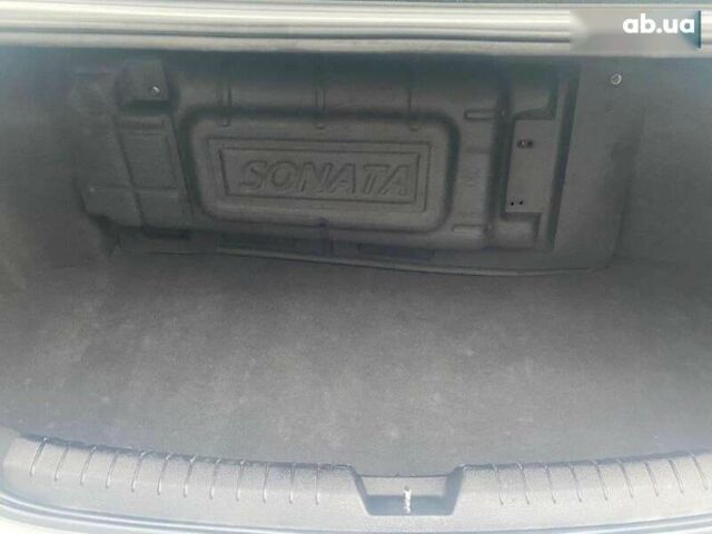 Хендай Соната, об'ємом двигуна 2 л та пробігом 394 тис. км за 10290 $, фото 6 на Automoto.ua