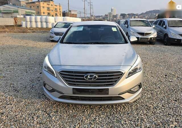 Хендай Соната, объемом двигателя 0 л и пробегом 240 тыс. км за 11290 $, фото 5 на Automoto.ua