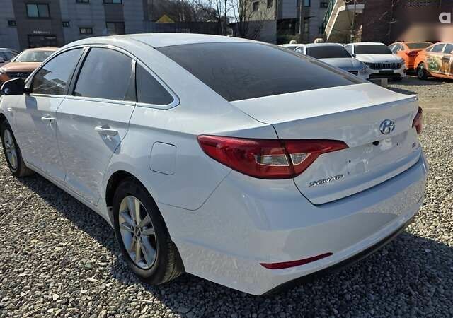 Хендай Соната 2017 у Києві на Automoto.ua Хендай Соната, об'ємом двигуна 2 л та пробігом 339 тис. км за 10990 $, фото 1 на Automoto.ua