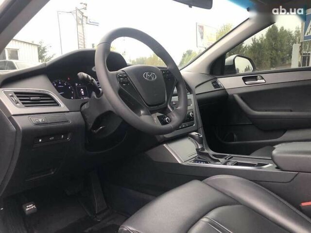 Хендай Соната, об'ємом двигуна 2 л та пробігом 385 тис. км за 10290 $, фото 9 на Automoto.ua