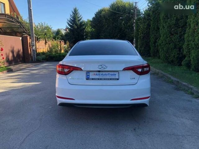 Хендай Соната, об'ємом двигуна 2 л та пробігом 267 тис. км за 11290 $, фото 4 на Automoto.ua
